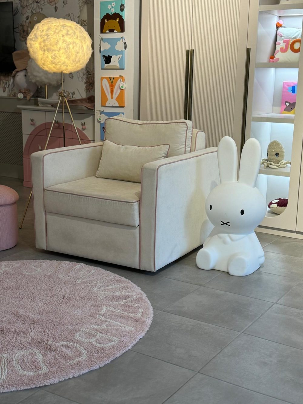 ZEYNEP HANIM AÇILIR KOLTUK